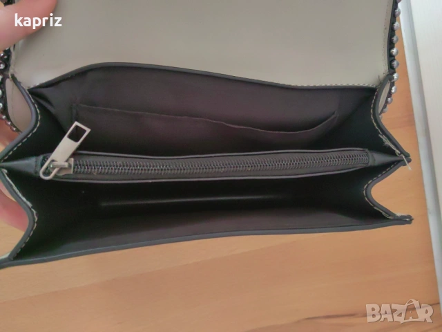 Малка сива чанта, цена 10 евро , снимка 3 - Чанти - 53092939