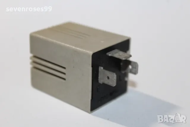 Реле Renault 7700412030, снимка 2 - Части - 48828721