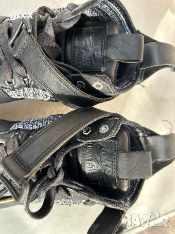 Дамски маратонки NIKE, снимка 3 - Маратонки - 53003702