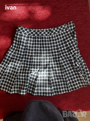 Черно-бяла карирана пола