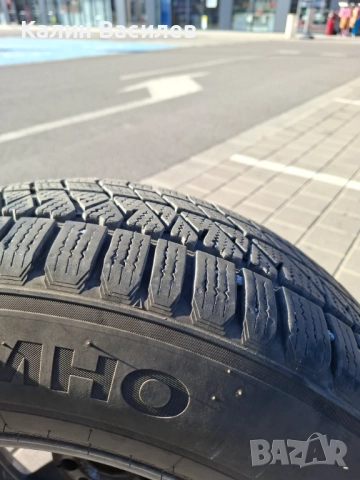 4бр. Зимни гуми KUMHO.235/65/17 без джанти , снимка 4 - Гуми и джанти - 52281635