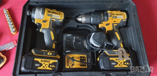 Девалт Винтоверт и Импакт DCD778....18v 4ah много добро състояние 
