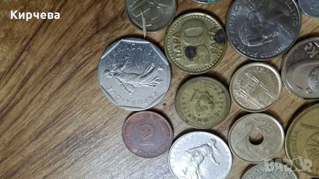 Колекция от чуждестранни ретро монети, снимка 1 - Нумизматика и бонистика - 30878744