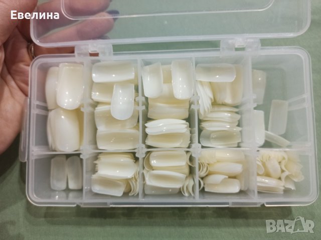 Кутия с удължители, типсове 384 броя, снимка 1 - Продукти за маникюр - 40685940