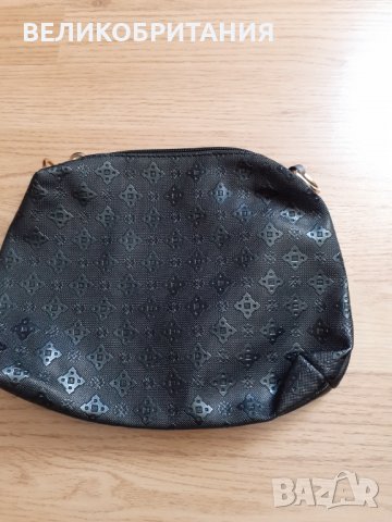 Два броя чисто нови дамски чантички от Лондон     1013, снимка 6 - Чанти - 37243021