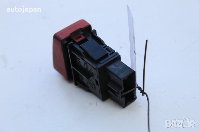 Бутон аварийни светлини Хонда акорд 7 2.2 и-цтди 140кс комби 04г Honda accord 7 2.2i-ctdi 140hp 2004, снимка 2 - Части - 44320229