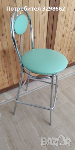 Продавам бар стол 