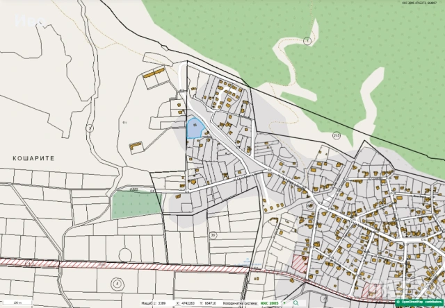 Дворно място със стара къща в с.Горица, снимка 3 - Къщи - 54079170