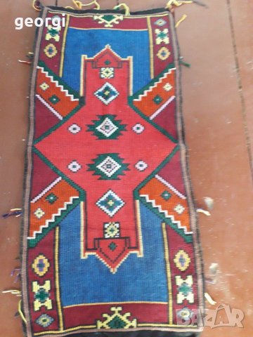 Ръчно тъкан килим чеиз, снимка 2 - Антикварни и старинни предмети - 29633579