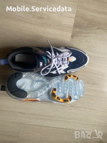 Чисто нови Nike Air Max Evo , снимка 5 - Ежедневни обувки - 53373951