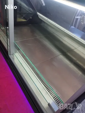 Хладилна витрина за охладено месо,колбаси и др., снимка 4 - Хладилни витрини и фризери - 49390583