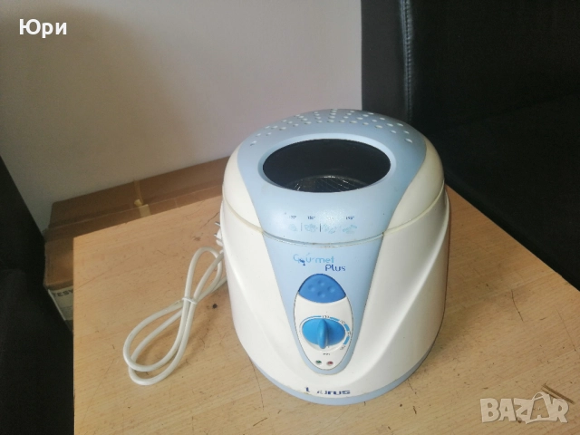 Продавам испански минифритюрник Taurus 1L