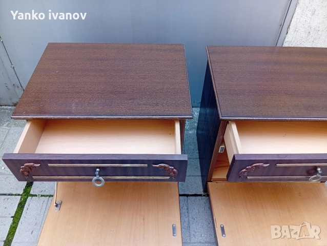 Нощни шкафчета, снимка 6 - Шкафове - 54302503