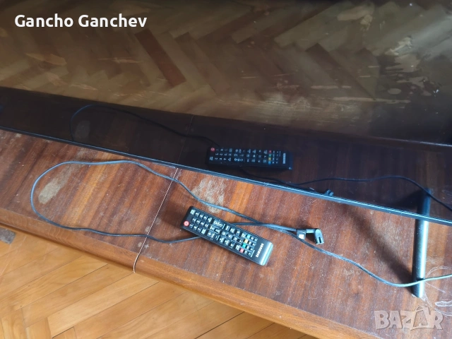 LED Телевизор Samsung UE49NU7102K за части, снимка 3 - Телевизори - 54181838