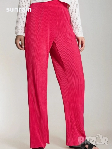 плисиран розов панталон, снимка 3 - Панталони - 52004795