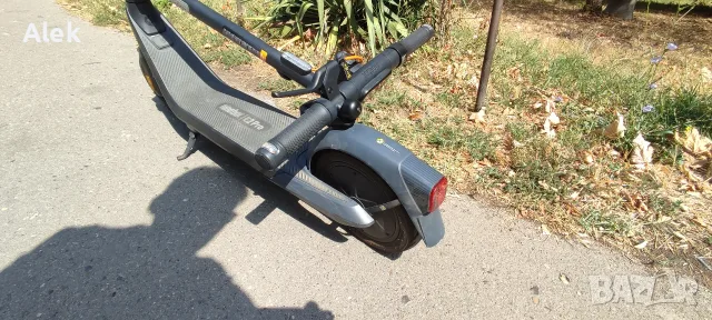 Segway Ninebot E2 Pro – електрическа тротинетка + зарядно, снимка 6 - Скутери и тротинетки - 55991418