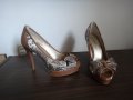 Обувки Guess оригинални, снимка 1 - Дамски обувки на ток - 16221319