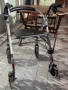 Продавам количка-проходилка възрастни хора, сгъваема. Запазена, снимка 4