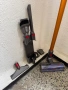 Dyson V8 Absolute – Безжична Вертикална Прахосмукачка, 425W, до 40 мин!, снимка 3
