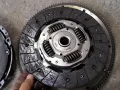 Комплект съединител с маховик за Голф 5 1.6 фси Volkswagen Golf 5 1.6 FSI R030105271D, снимка 2