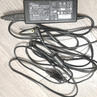 Оригинално зарядно за лаптоп Fujitsu Siemens , снимка 5 - Кабели и адаптери - 44700805