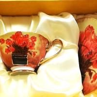 Чаши за кафе и чай с цветя - костен порцелан, снимка 16 - Подаръци за жени - 35121314