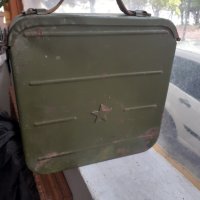 Стара военна кутия за патрони, снимка 1 - Антикварни и старинни предмети - 42079927