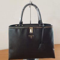 Черна чанта Prada  код SG31, снимка 3 - Чанти - 37646700