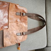 Дамска чанта от естествена кожа, снимка 5 - Чанти - 44259438