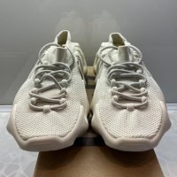 adidas Yeezy 450 Cloud White Мъжки Обувки 43EUR + Кутия, снимка 2 - Маратонки - 36827423