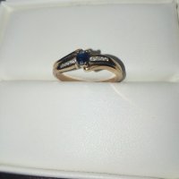 Фирмен златен пръстен с диаманти и сапфир, снимка 1 - Пръстени - 37823739