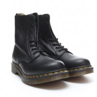 Dr. Martens Оригинални боти!, снимка 3 - Дамски боти - 38305323