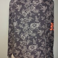 Памучна спортна блуза с флорален принт и неонов слоган, снимка 9 - Блузи с дълъг ръкав и пуловери - 29864731