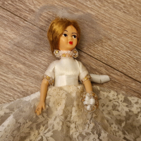 Стара колекционерска кукличка, булка за торта., снимка 5 - Колекции - 44796100