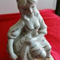 Стара Рядка Френска Порцеланова Статуетка РИБАРКА, снимка 2 - Антикварни и старинни предмети - 42648519