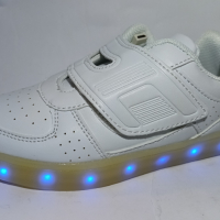 Детски светещи кецове LB-687, LED светлини, USB зарядно, снимка 6 - Детски маратонки - 44759289