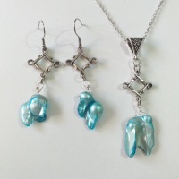Бохо комплект бижута с естествени тюркоазено-сини речни перли и орнаменти в цвят Сребро , снимка 2 - Бижутерийни комплекти - 36399992