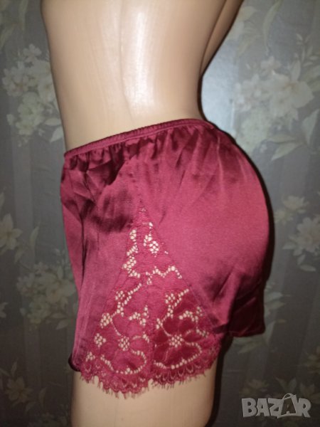 Н&М- М,Л-Сатенени шорти в бордо със странична дантела , снимка 1