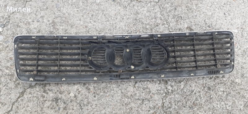 Декоративна Решетка Във Предния Капак За Audi 80 B4 от1991-1995 Година ...