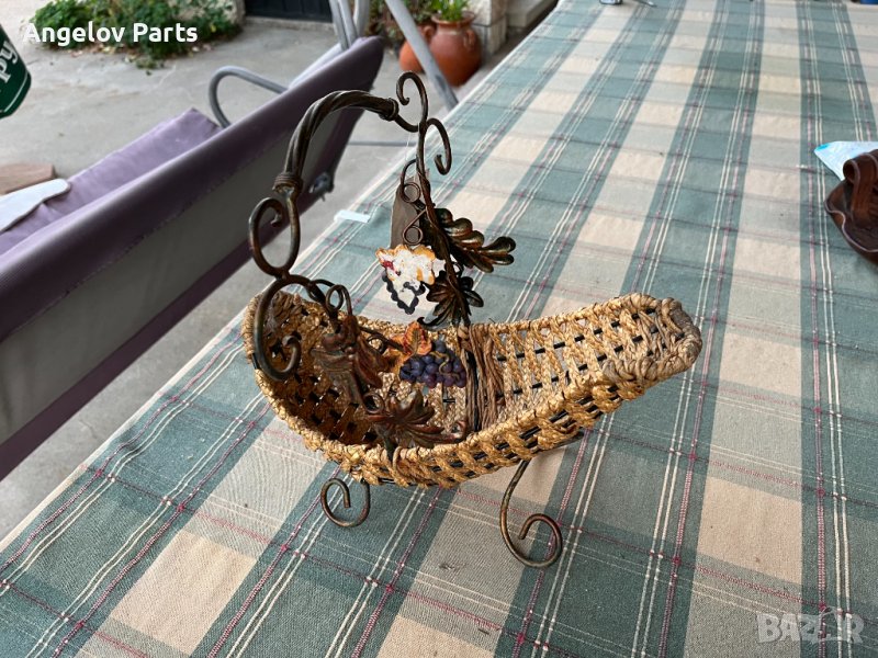 Декоративна стойка за бутилка, снимка 1