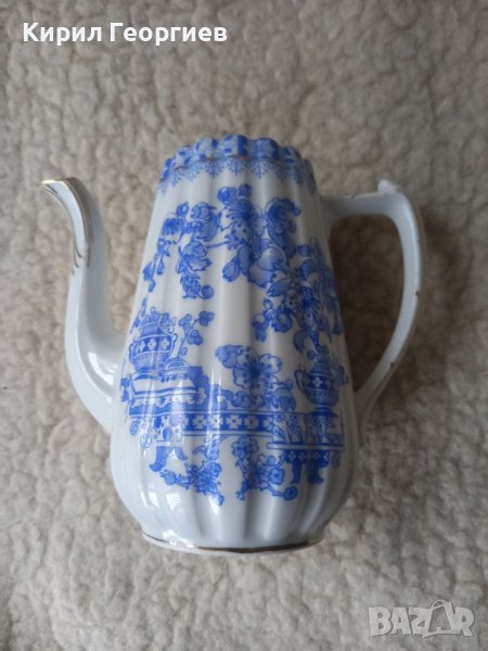 Красив порцеланов чайник , снимка 1