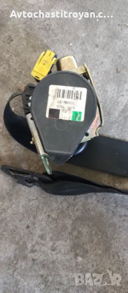 Преден десен колан Audi A8 4.0 TDI -601782800, снимка 1