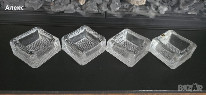 Винтидж комплект от 4 стъклени пепелника Pukeberg Sweden в оригинална кутия, средата на века, снимка 1