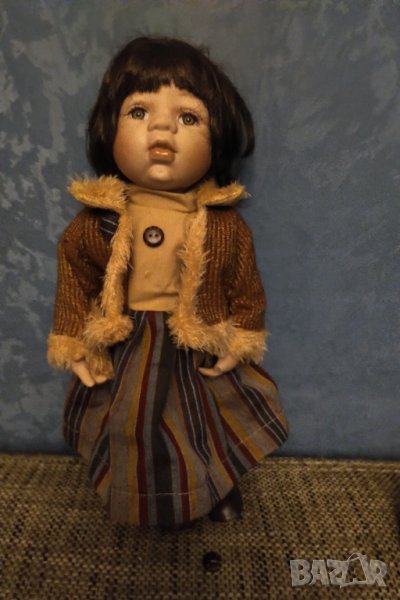 Порцеланова кукла колекционерска , снимка 1