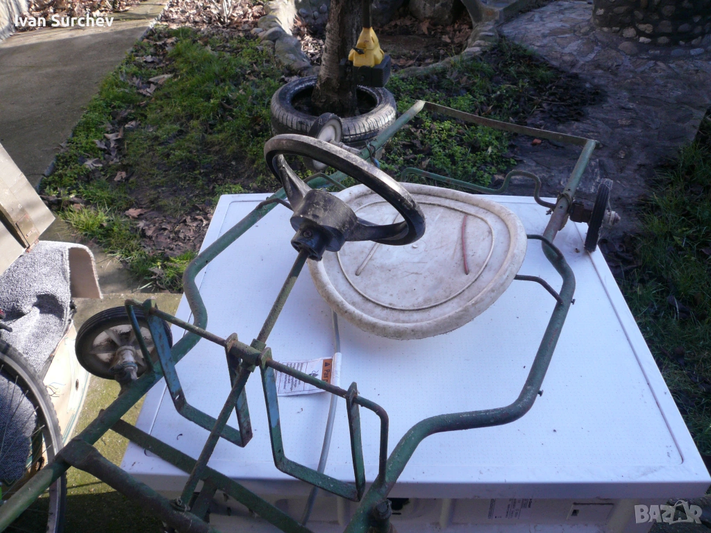 КОЛА СЪС ПЕДАЛИ ОТ СОЦА, снимка 1