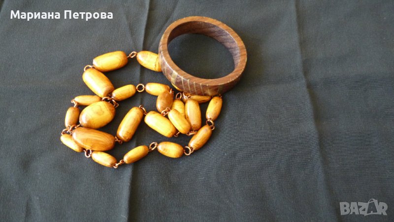 Сет от гердан, дървена гривна и колие от малахит, снимка 1