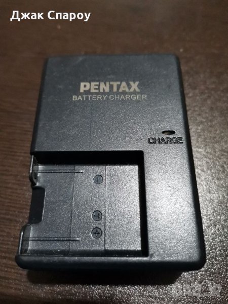 Оригинално зарядно Pentax D-BC108E за батерии D-Li-108, NP-45, EN-EL10, Li-42B/40B, снимка 1