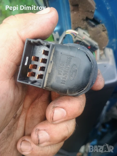 Превключвател за огледало FORD с номер на част 03L0A , снимка 1