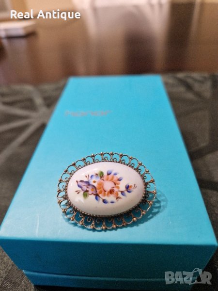 Изключителна антикварна колекционерска френска порцеланова брошка филигран , снимка 1