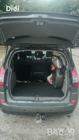 Renault scenic 2.00, снимка 9 - Автомобили и джипове - 55838457